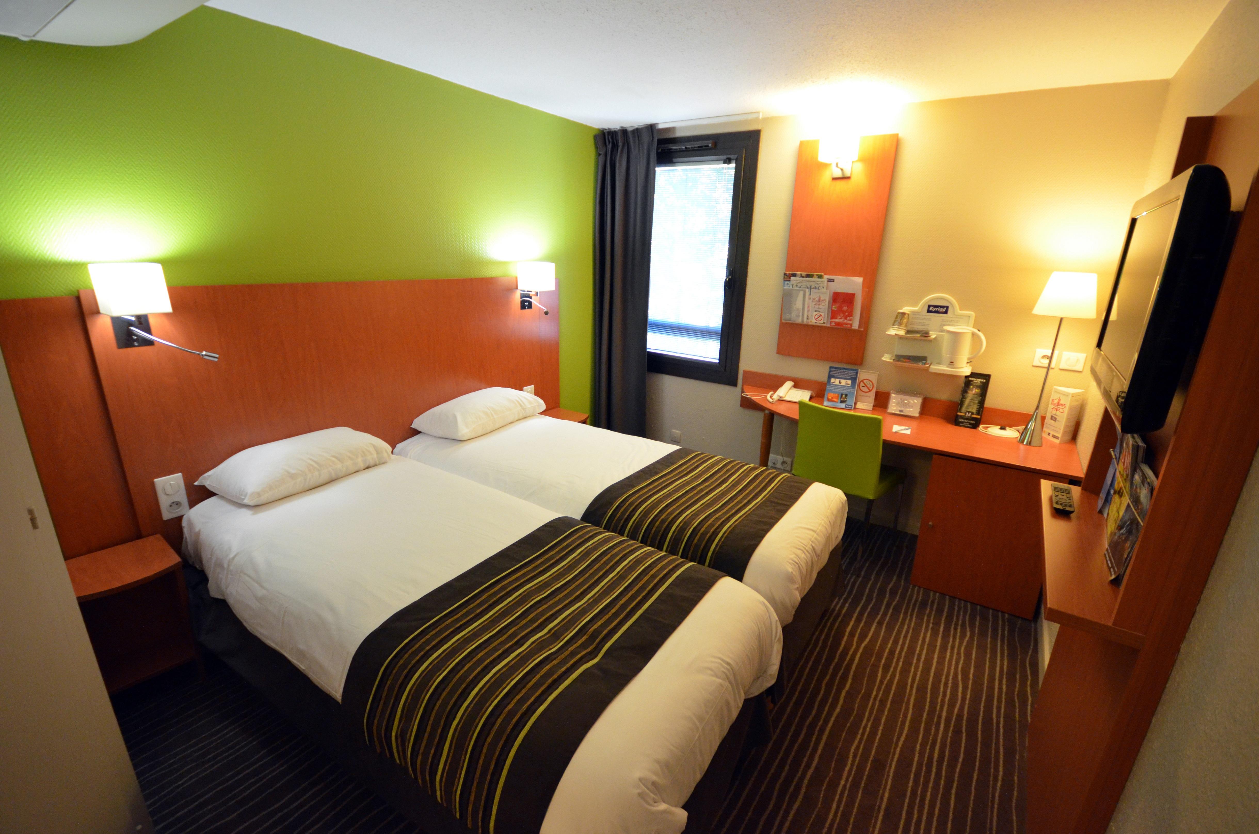 Hotel Kyriad Est Mirande